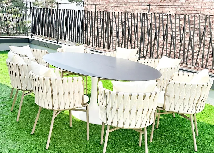 Hongdae, 6 Ppl, New Building, Big Terrace *